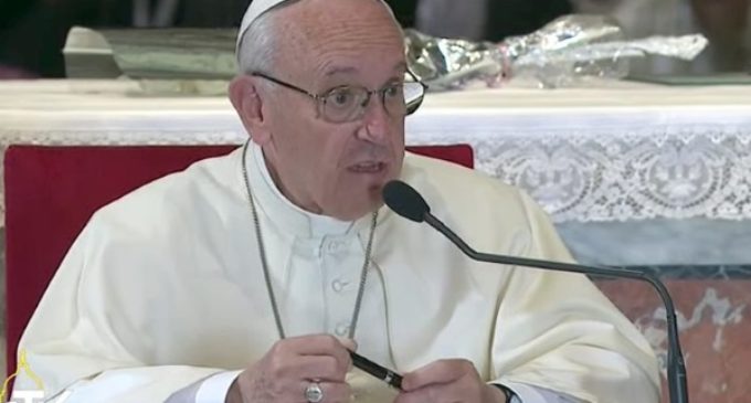 Atentado de Barcelona: oración y cercanía del Papa Francisco