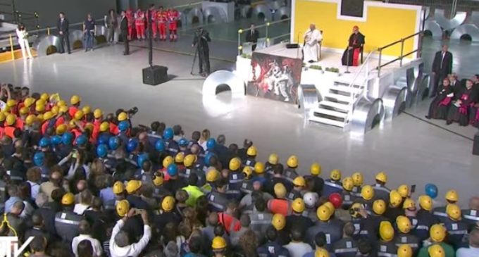 Viaje apostólico del Papa a Génova. En el Ilva: “No hay que temer a los empresarios sino a los especuladores”