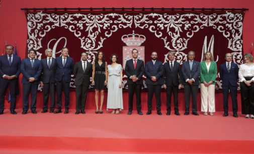 Isabel Díaz Ayuso en la ceremonia de toma de posesión del nuevo Gobierno regional : “Somos un único equipo”