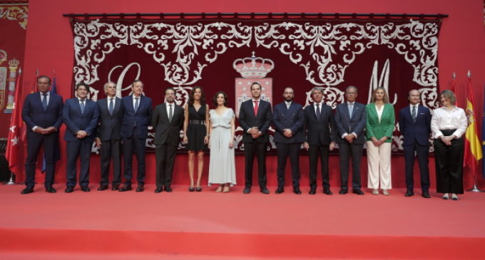Isabel Díaz Ayuso en la ceremonia de toma de posesión del nuevo Gobierno regional : “Somos un único equipo”