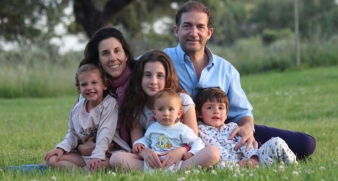 Marta Oriol sufrió un accidente junto a su familia. A los 27, perdió a su marido y a dos de sus hijos: «Se había roto mi vida»