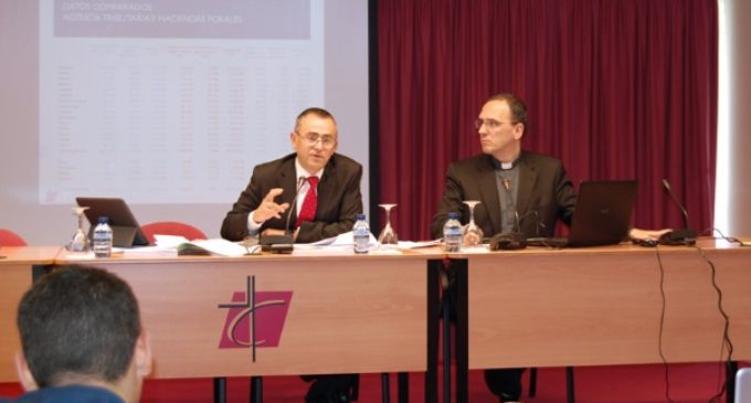 La Iglesia recibe más dinero del IRPF pero menos gente marca la X