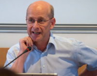 Bruno Saintôt, SJ, responsable del Departamento de Ética Biomédica en el Centre Sèvres de París: «La Iglesia no puede refugiarse en el bastión de una contracultura»
