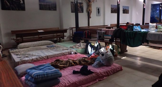 La Iglesia de Madrid acoge a cinco familias de inmigrantes desalojadas del Samur Social
