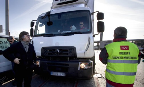 Casi 52.000 vehículos de transporte de mercancías fueron inspeccionados en Madrid durante 2015