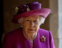 Isabel II ha muerto. El nuevo rey Carlos III de Inglaterra recuerda a su «querida madre»