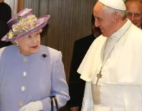 Isabel II y la amistad con los Papas