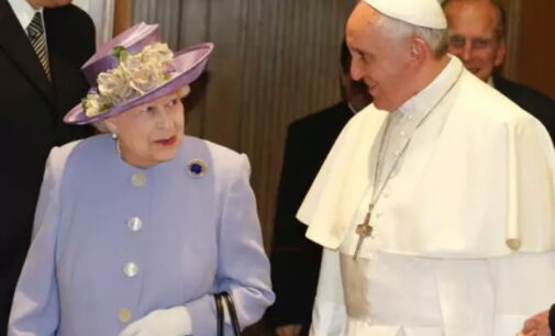 Isabel II y la amistad con los Papas