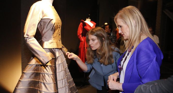 Primera retrospectiva del creador madrileño Jesús del Pozo en la Sala Canal de Isabel II