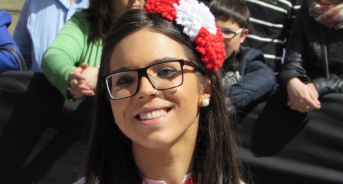 Silvia Martínez, vicesecretaria de la Cofradía del Santo Sepulcro de Palencia: «Los jóvenes alucinan cuando descubren a Dios en sus vidas»