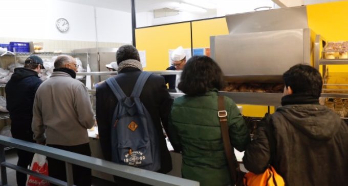 La Comunidad de Madrid atiende un millón de servicios de comida al año en sus comedores sociales
