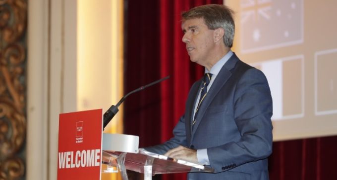 Los auxiliares de conversación nativos en esta legislatura aumentan casi un 30% en la Comunidad de Madrid