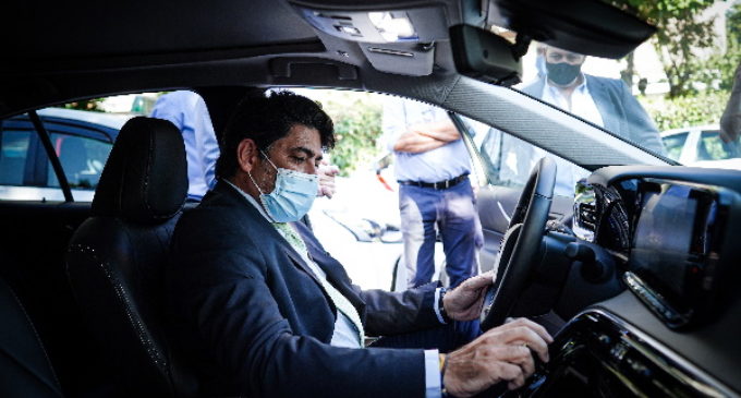 La Comunidad de Madrid colabora con el sector del taxi en la renovación de flotas con vehículos menos contaminantes