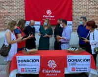 3.000 litros de aceite de oliva producidos por IMIDRA son entregados a Caritas por la Comunidad de Madrid
