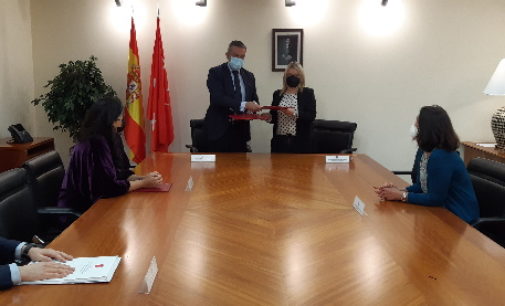 Convenio de colaboración con la Fundación Miguel Ángel Blanco para fomentar la difusión de principios y valores democráticos entre la juventud.