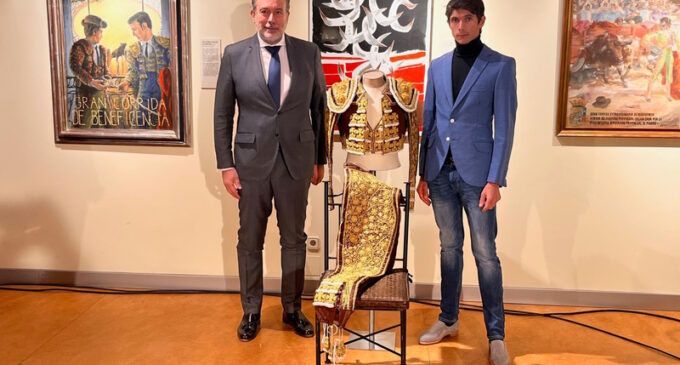 Nueva incorporación al Museo Taurino de las Ventas: un traje de luces donado por el matador Sebastián Castella
