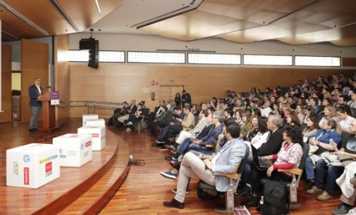La Comunidad de Madrid multiplica por tres la oferta de cursos online de formación del profesorado
