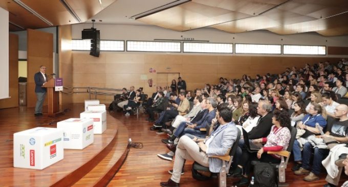 La Comunidad de Madrid multiplica por tres la oferta de cursos online de formación del profesorado
