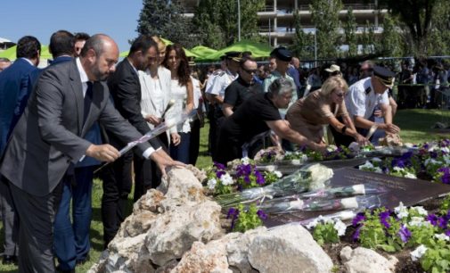La Comunidad de Madrid participa en el homenaje a las víctimas del JK5022 de Spanair