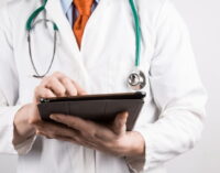 La Comunidad de Madrid propone al INSS que los médicos gestionen los partes de alta y baja por COVID asintomático a la vez para reducir a la mitad los trámites administrativos