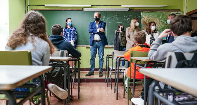 La Comunidad de Madrid ya ha escolarizado a 68 menores refugiados ucranianos en 27 centros educativos de la región