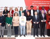 La Comunidad entrega los I Reconocimientos contra la violencia de género que homenajean el compromiso ante esta lacra