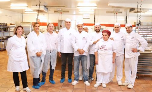 La Comunidad fomenta la seguridad alimentaria en los establecimientos del sector de pastelería de la región