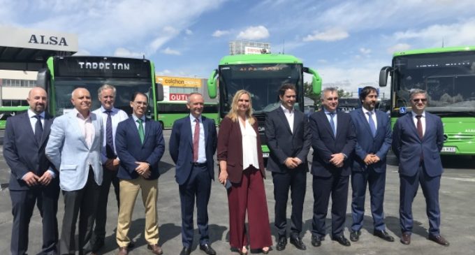 La Comunidad ha renovado casi la mitad de la flota de autobuses interurbanos de la región