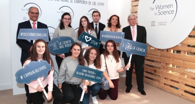 La Comunidad incentiva el fomento de las vocaciones científicas entre las jóvenes
