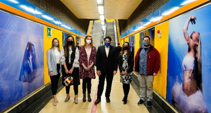 La Comunidad muestra la exposición fotográfica #DanzaxAgua en la estación de Metro de Canal