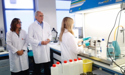 La Comunidad realiza en torno a 2.000 análisis este verano para descartar riesgos en agua y alimentos