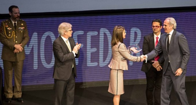 La Comunidad de Madrid recibe el premio al mejor proyecto de Formación en Enfermedades Raras otorgado por FEDER