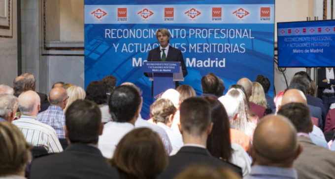 La Comunidad reconoce la trayectoria y actuaciones extraordinarias de los empleados de Metro de Madrid