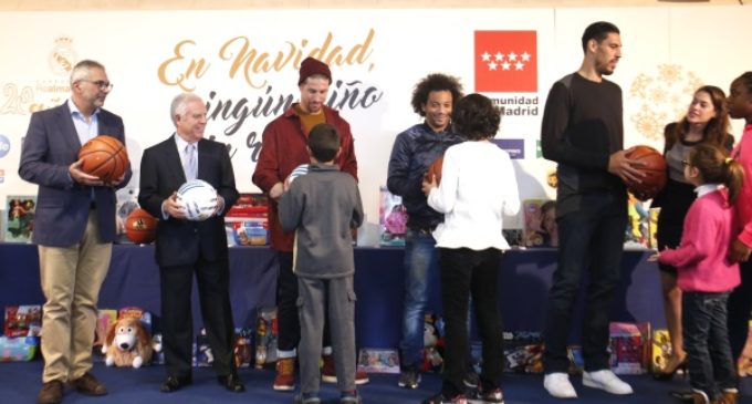 La Comunidad y la Fundación Real Madrid se unen para entregar regalos navideños a menores tutelados