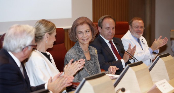 Cifuentes destaca que La Paz ha contribuido al prestigio de la sanidad pública madrileña