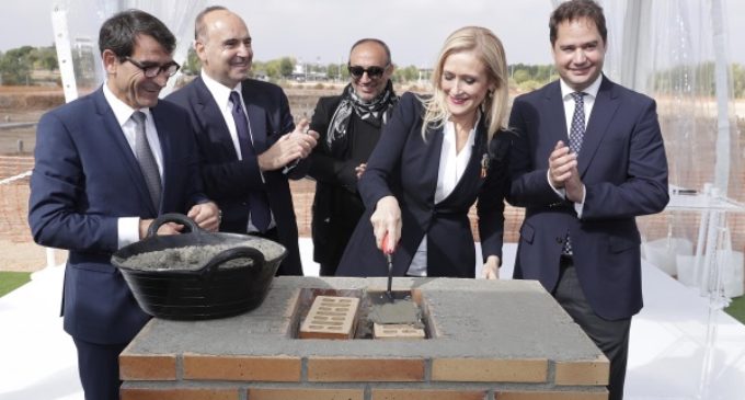 Cifuentes afirma que la estabilidad y seguridad jurídica que existe en Madrid genera crecimiento y empleo