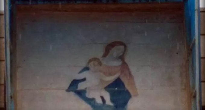 La única imagen de la Virgen María que sobrevivió a la furia del ISIS