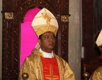 Arzobispo de Lahore a las víctimas: “seguimos avanzando bajo el peso de la cruz”