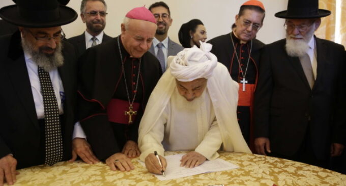 Las tres religiones abrahámicas se oponen “a cualquier forma de eutanasia”