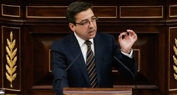 Nueva ley LGTBI: «Radical e injusta»