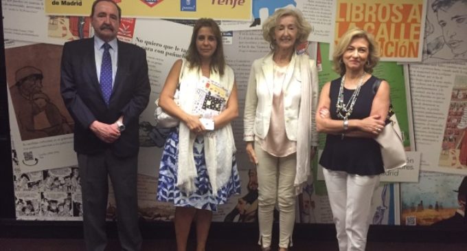 La Comunidad acerca la literatura a los usuarios de transporte público con la campaña Libros a la Calle