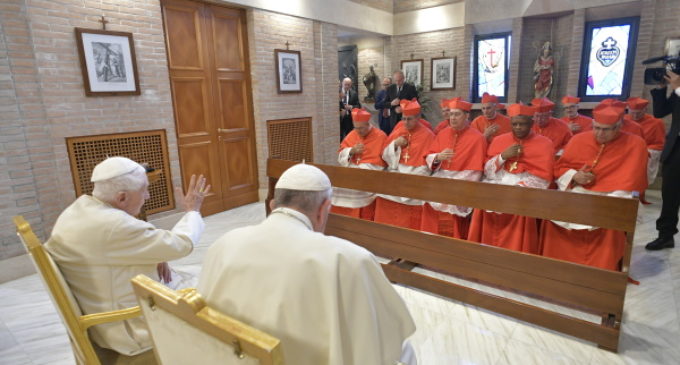 Los nuevos cardenales visitan a Benedicto XVI