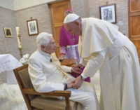 Lucha contra la corrupción: Francisco recogió “el testigo” de Benedicto XVI