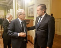 López, en la entrega del premio que reconoce la figura del jurista Antonio Garrigues Walker
