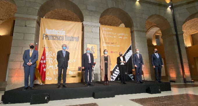 Elena Medel gana el Premio Francisco Umbral al Libro del Año 2020 por la novela Las Maravillas