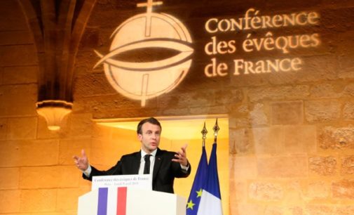 Macron, en diálogo con la Iglesia: «Si me desinteresara de los católicos faltaría a mi deber»