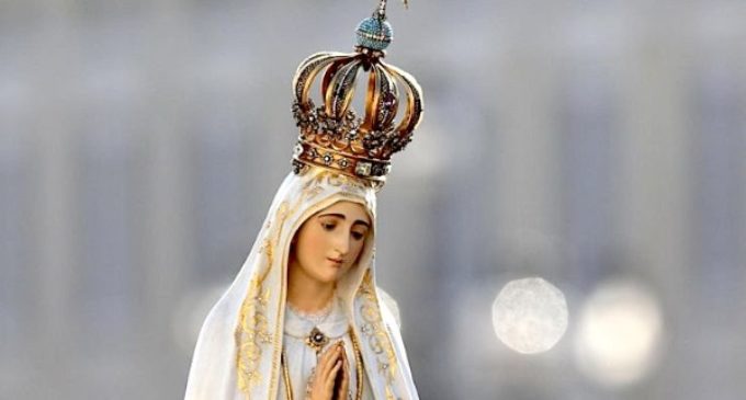 El papa Francisco es el cuarto Pontífice que peregrina a Fátima