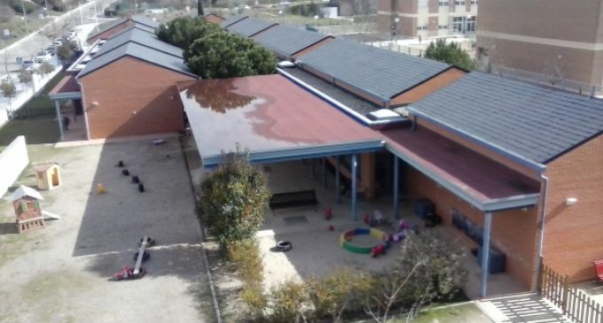 IU reclama la gestión directa del servicio de limpieza de edificios asumiendo a la actual plantilla