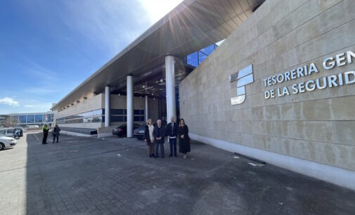 El edificio de la antigua Seguridad Social ya forma parte del patrimonio municipal y será pronto una nueva Biblioteca