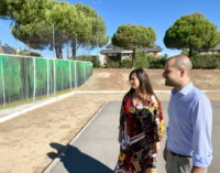 El Monte del Pilar estrena un mural de arte urbano y una pista de petanca